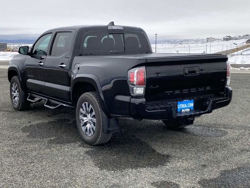 Used 2023 Toyota Tacoma Limited w/ Black Out Package (TMS) image 11