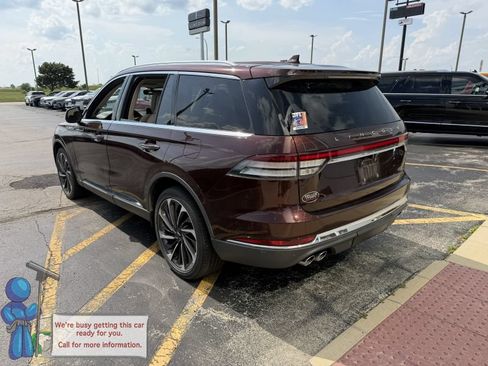 Used 2020 Lincoln Aviator Reserve w/ Equipment Group 202A AWD/4WD image 3