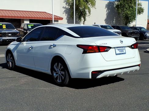 Used 2020 Nissan Altima 2.5 S FWD image 3