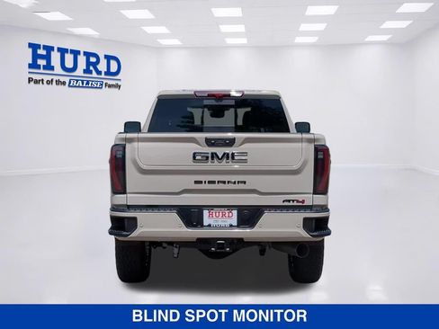 New 2026 GMC Sierra 2500 AT4 w/ AT4 Premium Plus Package AWD/4WD image 5