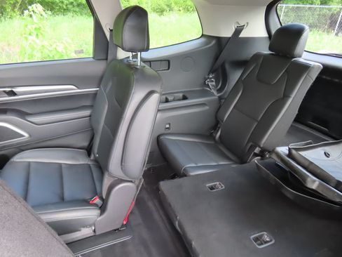 Used 2021 Kia Telluride S AWD/4WD image 29