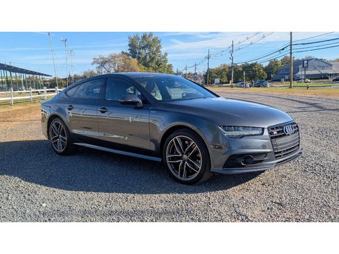 Used 2017 Audi S7 Premium Plus w/ Driver Assistance Package image 3