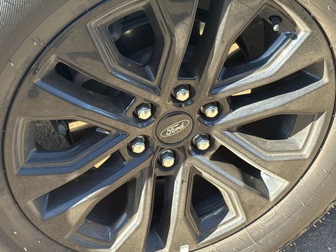 Used 2025 Ford F150 Lariat w/ Equipment Group 501A Mid AWD/4WD image 3