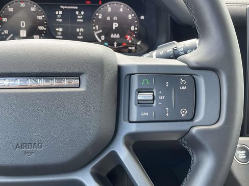 New 2026 Land Rover Defender 90 X-Dynamic SE AWD/4WD image 36