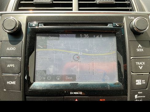 Used 2016 Toyota Camry XLE w/ Moonroof Package FWD image 6