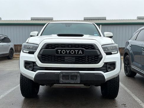 Used 2021 Toyota Tacoma TRD Pro image 2