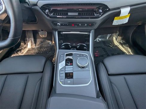 Used 2025 BMW 330i 330i w/ M Sport Package image 19