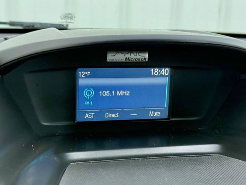 Used 2015 Ford Escape SE image 27