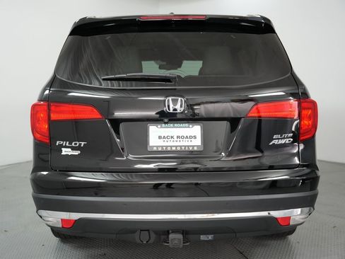 Used 2017 Honda Pilot Elite image 9