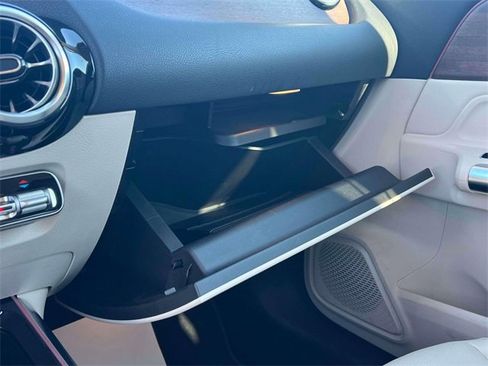 Used 2022 Mercedes-Benz GLA 250 4MATIC image 29