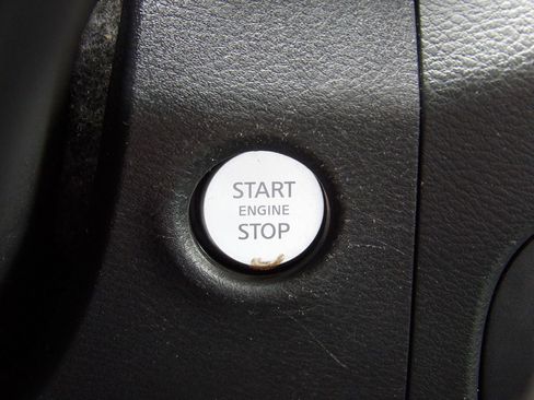 Used 2022 Nissan Frontier S image 21