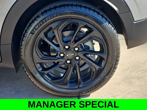 New 2027 Chevrolet Bolt RS w/ Technology Package FWD image 36