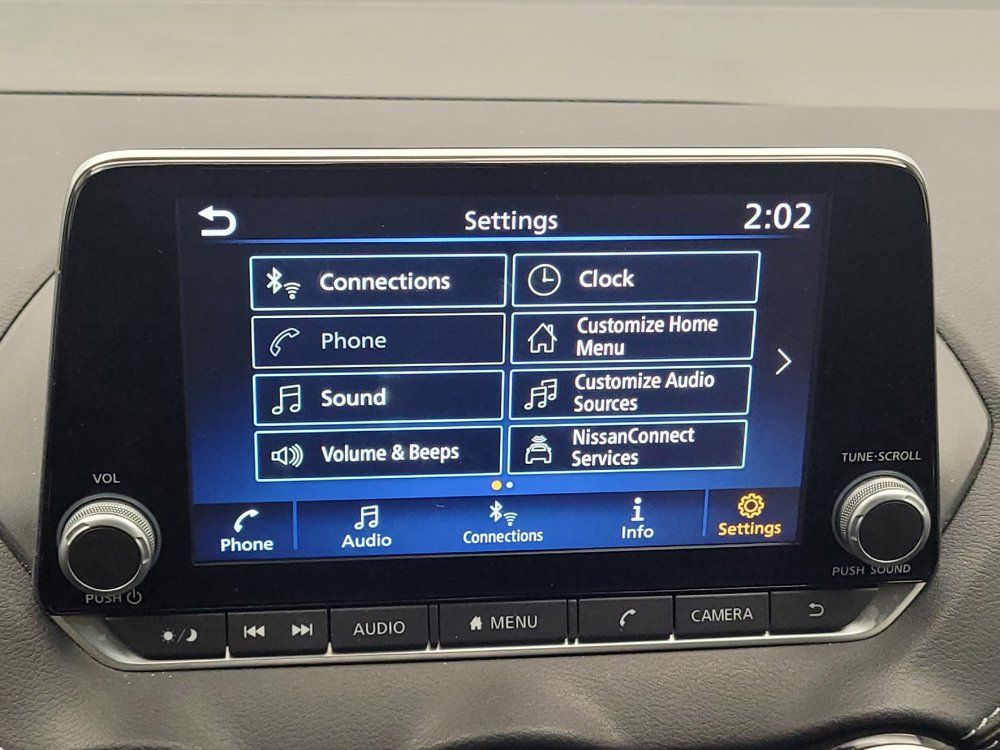 Used 2025 Nissan Sentra SV FWD image 25
