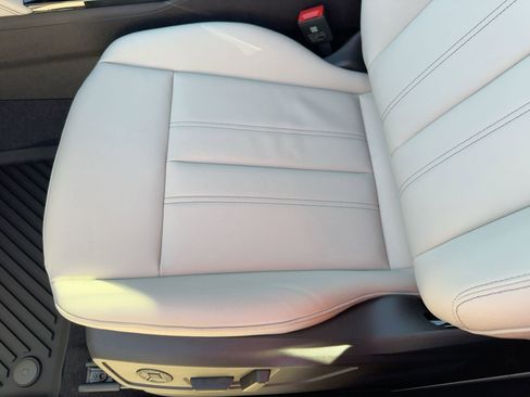 New 2025 Audi Q5 Premium image 14