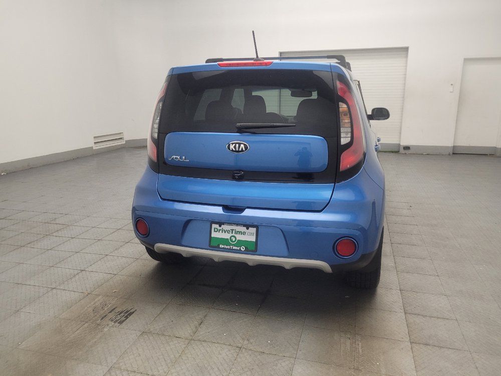 Used 2019 Kia Soul + FWD image 7