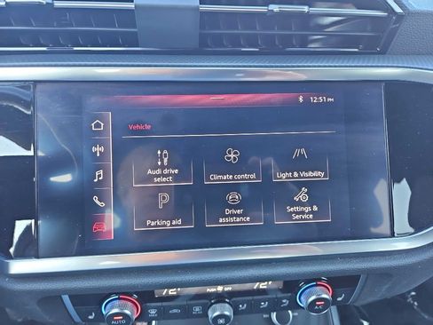 Used 2021 Audi Q3 2.0T Premium w/ Convenience Package image 16