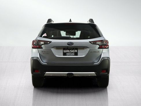 Used 2023 Subaru Outback Limited AWD/4WD image 4