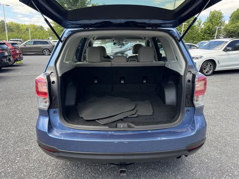 Used 2017 Subaru Forester 2.5i AWD/4WD image 7