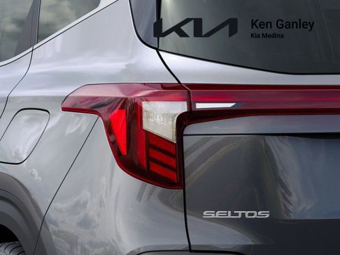 New 2026 Kia Seltos SX image 11