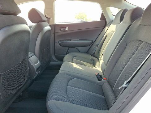 Used 2020 Kia Optima LX image 10