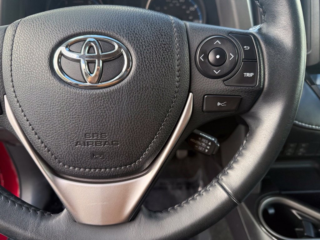 Used 2018 Toyota RAV4 Adventure AWD/4WD image 11