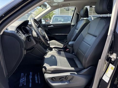Used 2021 Volkswagen Tiguan SE AWD/4WD image 19