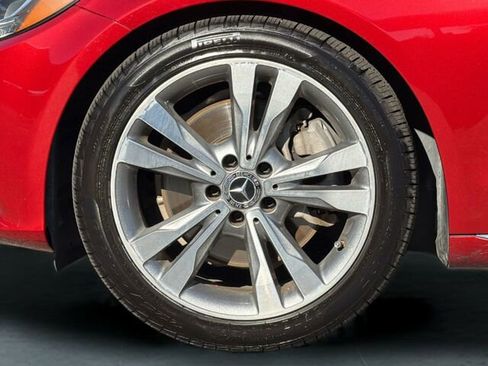 Used 2018 Mercedes-Benz C 300 Sedan image 33