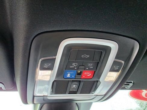 Used 2023 RAM 1500 Laramie AWD/4WD image 23