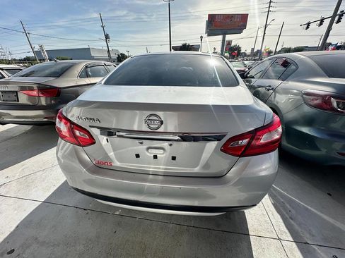 Used 2017 Nissan Altima 2.5 S w/ Power Driver Seat Package image 4