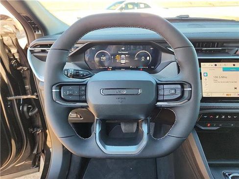 New 2026 Jeep Cherokee Limited AWD/4WD image 17