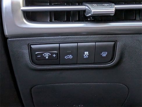 Used 2025 Hyundai Santa Cruz XRT image 18