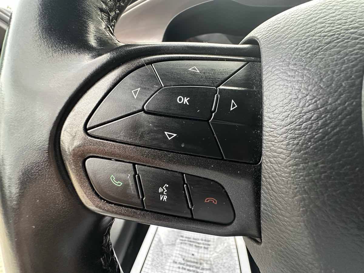 Used 2023 Dodge Charger SXT RWD image 15