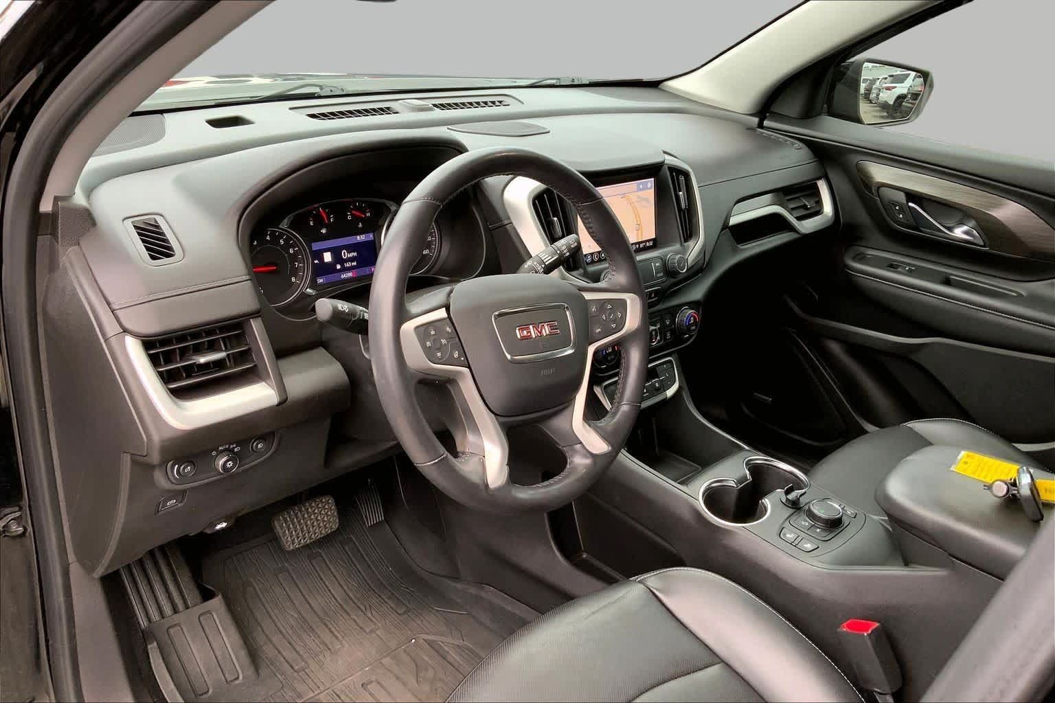 Used 2022 GMC Terrain SLT w/ Infotainment Package II FWD image 15