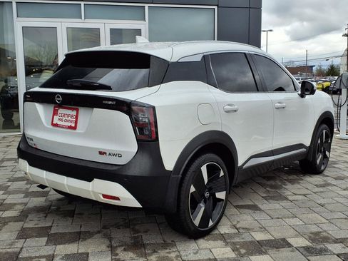 Certified 2025 Nissan Kicks SR w/ SR Premium Package image 3