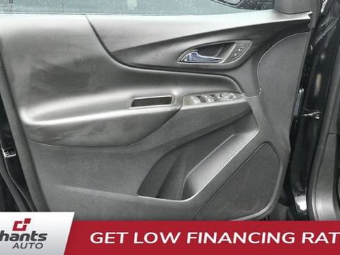 Used 2023 Chevrolet Equinox LT FWD image 16