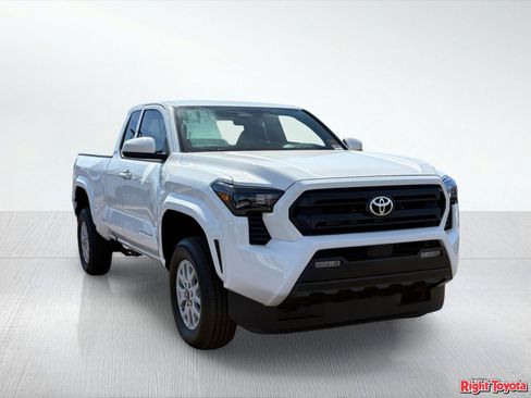 New 2026 Toyota Tacoma SR5 RWD image 9