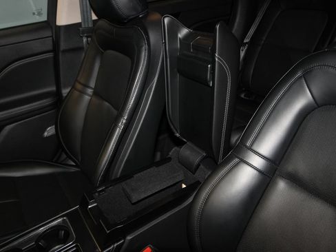 Used 2024 Lincoln Corsair AWD w/ Equipment Group 101A image 19