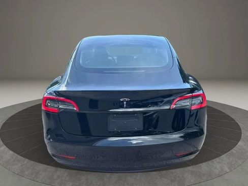 Used 2018 Tesla Model 3 Long Range RWD image 4
