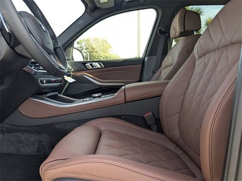 New 2026 BMW X5 xDrive50e image 22