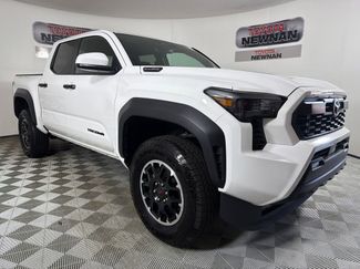 Used 2025 Toyota Tacoma TRD Off-Road video 1