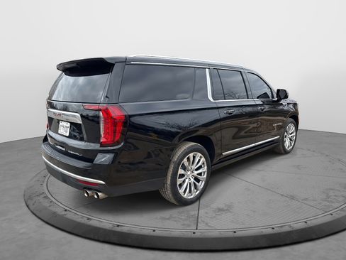 Certified 2024 GMC Yukon XL Denali w/ Advanced Technology Package image 8