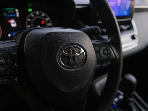 Used 2023 Toyota Corolla LE image 44