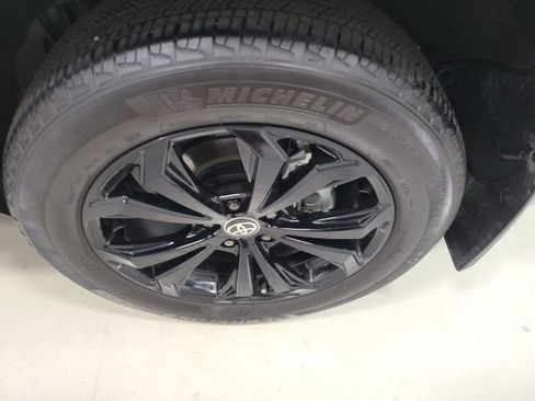 Used 2024 Toyota RAV4 XSE AWD/4WD image 44