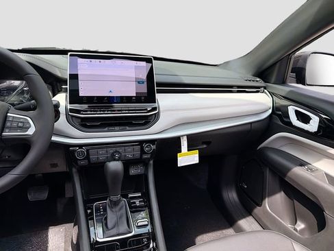 New 2026 Jeep Compass Limited AWD/4WD image 26