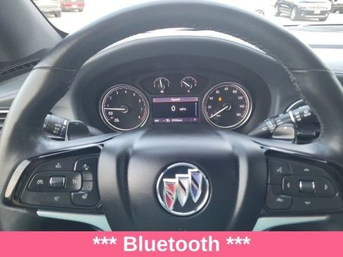 Used 2023 Buick Enclave Essence image 16