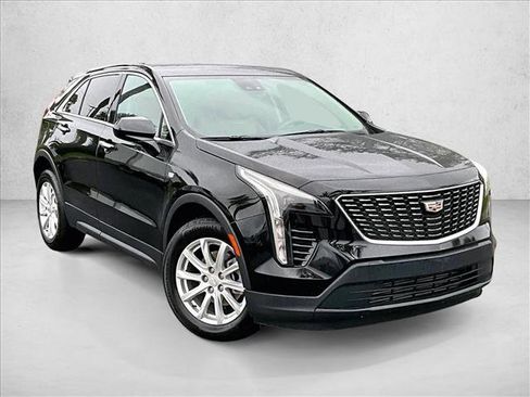 Used 2023 Cadillac XT4 Luxury image 12