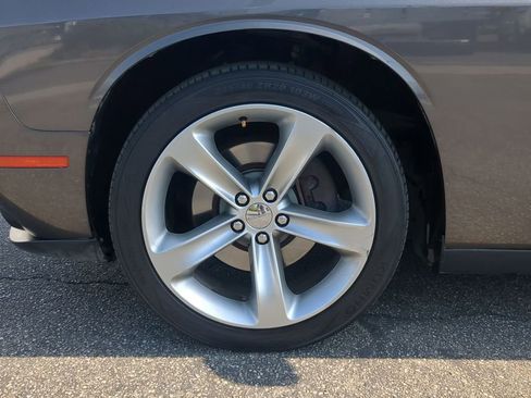 Used 2016 Dodge Challenger SXT w/ Super Sport Group (SS/T) RWD image 39