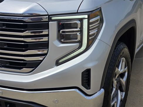 Used 2022 GMC Sierra 1500 SLT w/ SLT Premium Plus Package image 30