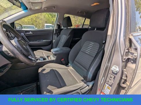 Used 2018 Kia Sportage LX image 12