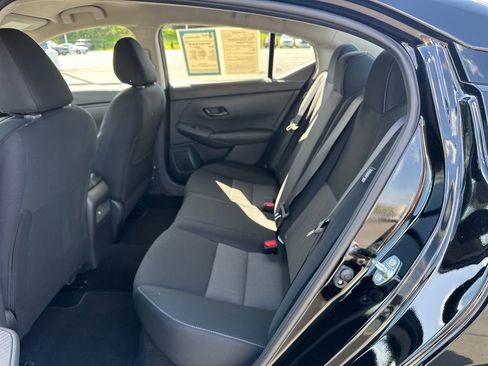 Used 2025 Nissan Sentra SV w/ Trunk Package FWD image 16